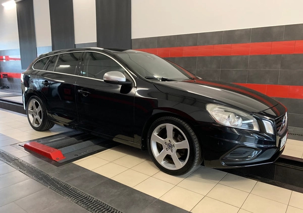 Volvo V60 cena 34900 przebieg: 249000, rok produkcji 2012 z Opalenica małe 191